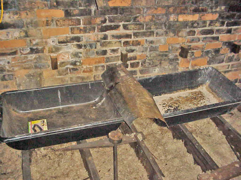 BALLROOM_ATTIC_TRAYS_BELOW_SPOUT_#5