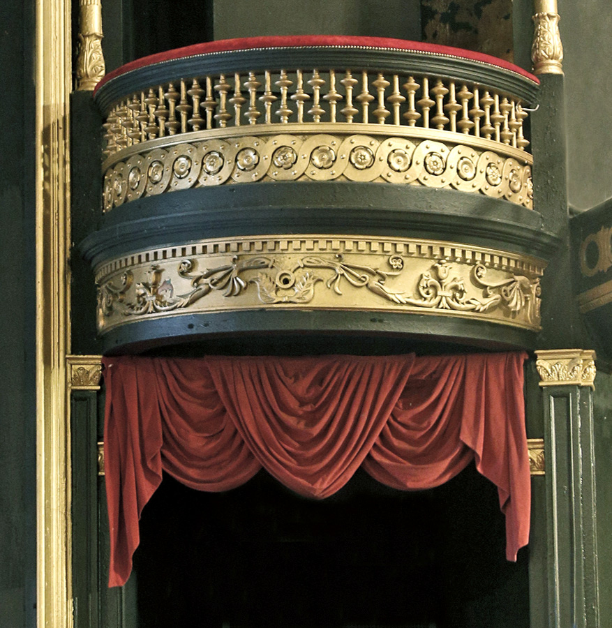 BOX_BALCONY