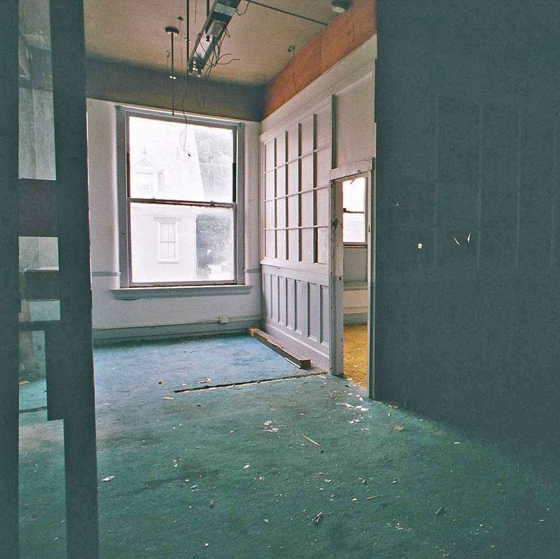 COMMERCIAL_SECOND_WEST_PRESIDENTS_OFFICE