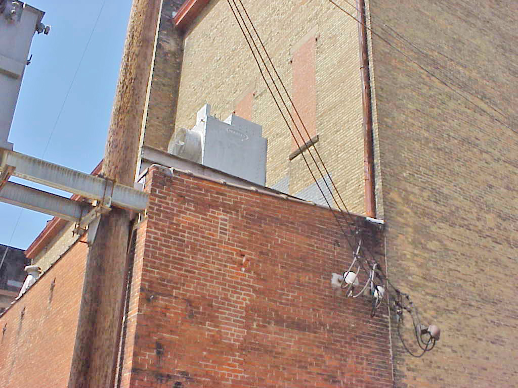 SORG_HOUSE_REAR_SERVICE_1+2+3_A-C_OUTDOOR_UNIT