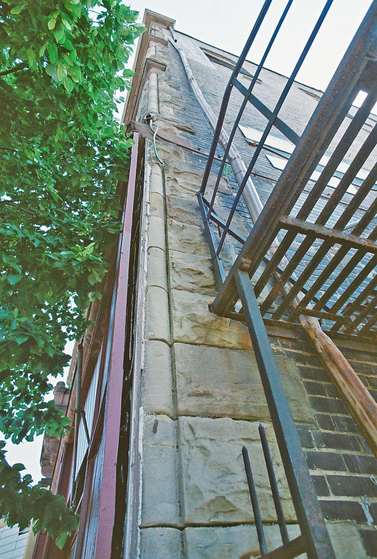 SORG_SOUTH_FRONT_CORNER