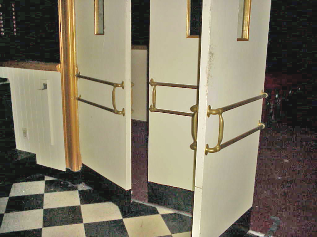 HOUSE_INTERIOR_ENTRY_DOORS_B