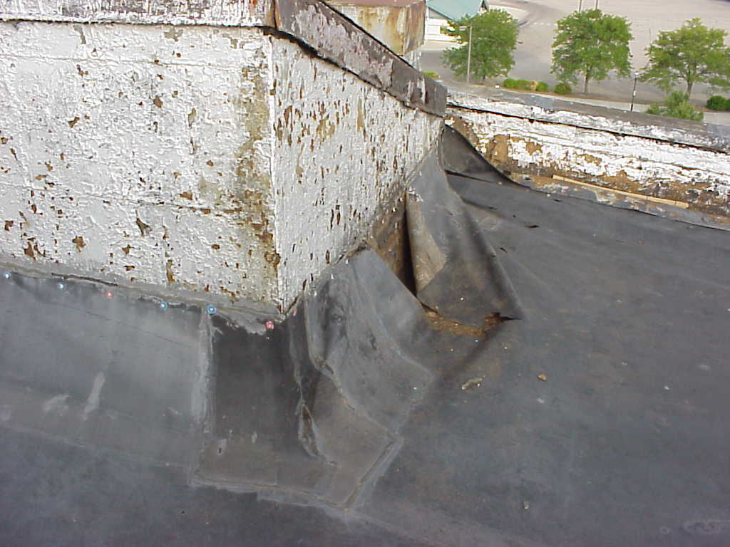 SORG_FLY_ROOF_SOUTH_END_LARGE_SKYLIGHT